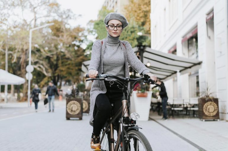 آینده شغلی رشته شهرسازی: مشاوره ی برنامه ریزی شهری در جایی که دوچرخه سواری ممنوع بود!